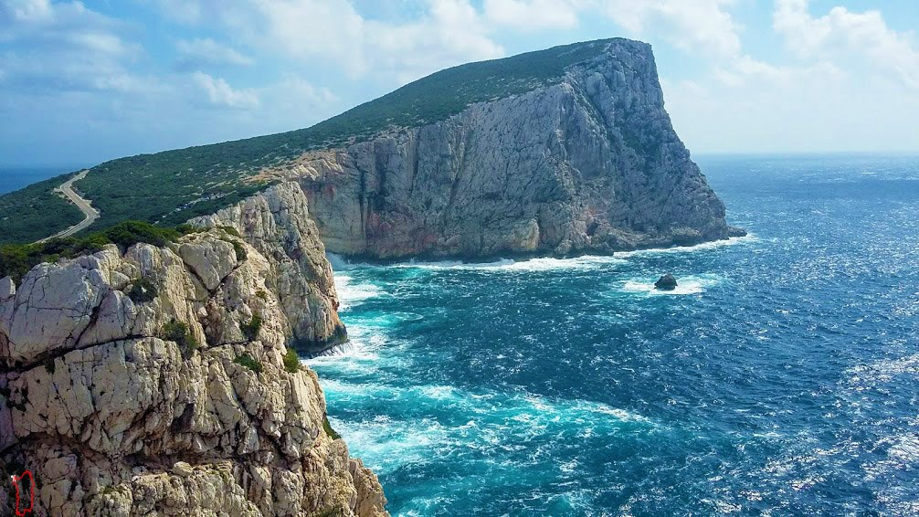 Pohled na mys Capo Caccia