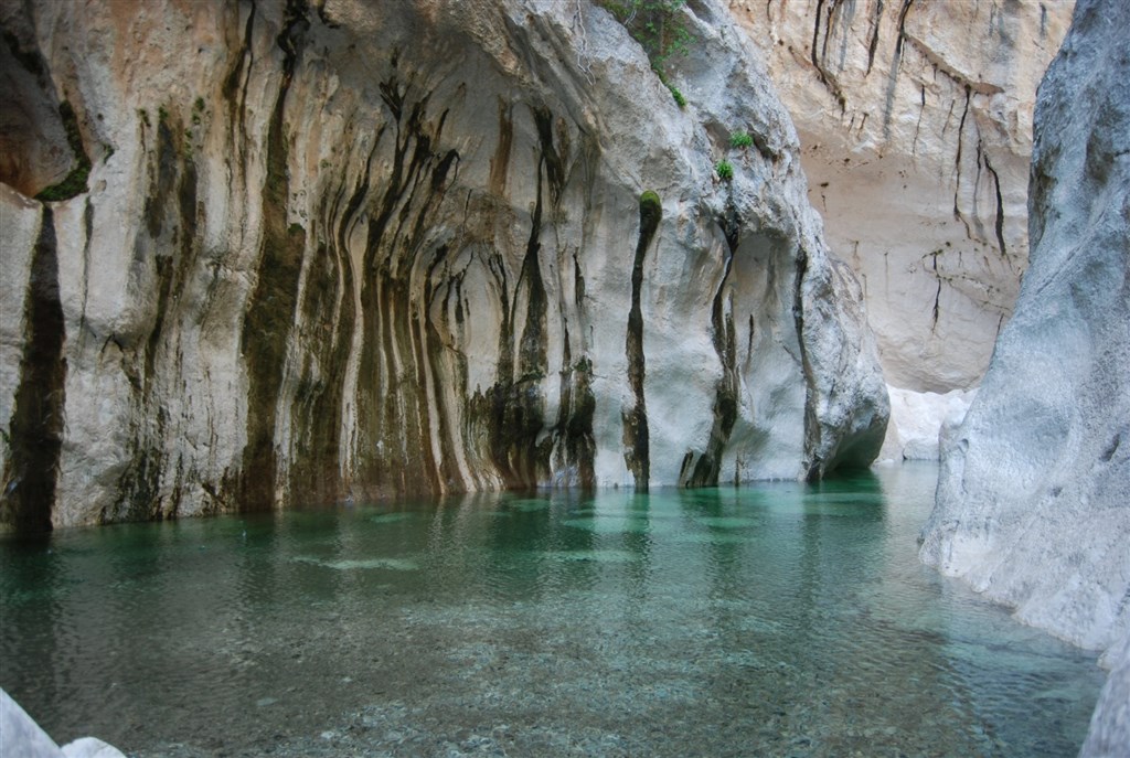 Kaňon Gorropu (zdroj:sardegnaturismo.it)