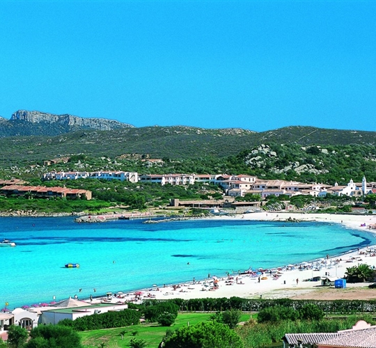 Pláž v Golfo di Marinella, Golfo di Marinella, Sardinie