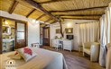 Albergo Diffuso Mannois - Junior Suite, Orosei, Sardinie