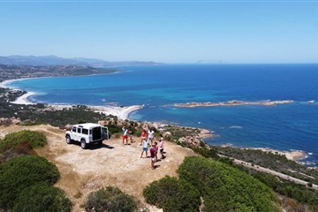 Oáza Biderosa a Capo Comino jeepem