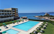 Hotel s bazénem, Alghero, Sardinie