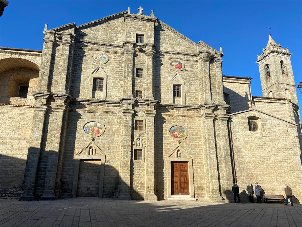 Kostel svatého Petra, Tempio Pausania, Sardinie