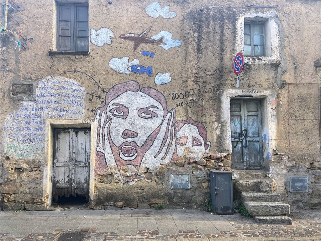 Nástěnné grafitti, Orgosolo, Sardinie