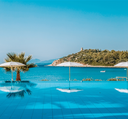 Bazén s výhledem, Arbatax, Sardinie