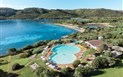 Cala di Lepre Park Hotel & SPA - Panoramatický pohled na bazén a pláž, Palau, Sardinie