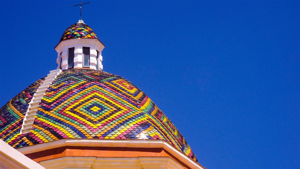 Kopule kostela San Michele, Alghero, Sardinie