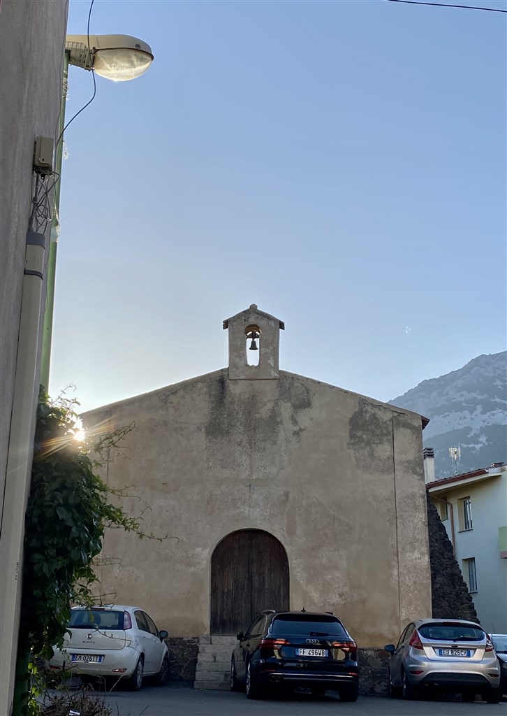 Kostel Panny Marie Milostivé, Dorgali, Sardinie