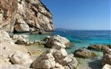 Pilates a výlety za poznáním východního pobřeží s Petrou - Cala Mariolu, Záliv Orosei, Sardinie