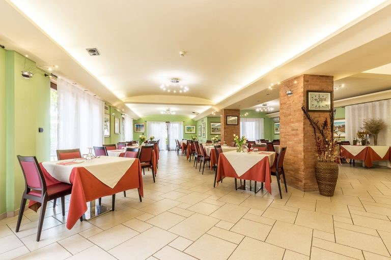 Restaurace, Santa Maria Navarrese, Sardinie