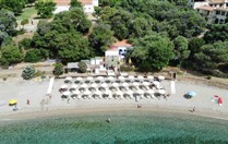 Pláž v blízkosti hotelu, Santa Maria Navarrese, Sardinie