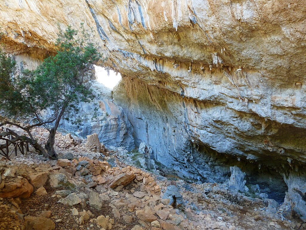 Nuoro - brána k podkladům Sardinie