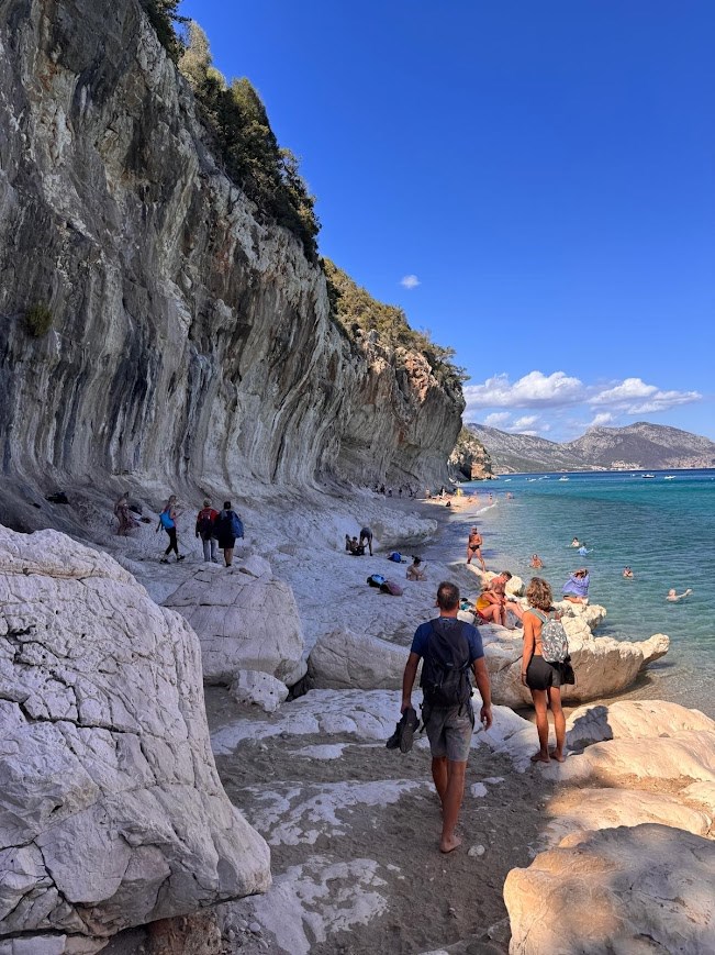 Trekking na Cala Luna, Záliv Orosei, Sardinie