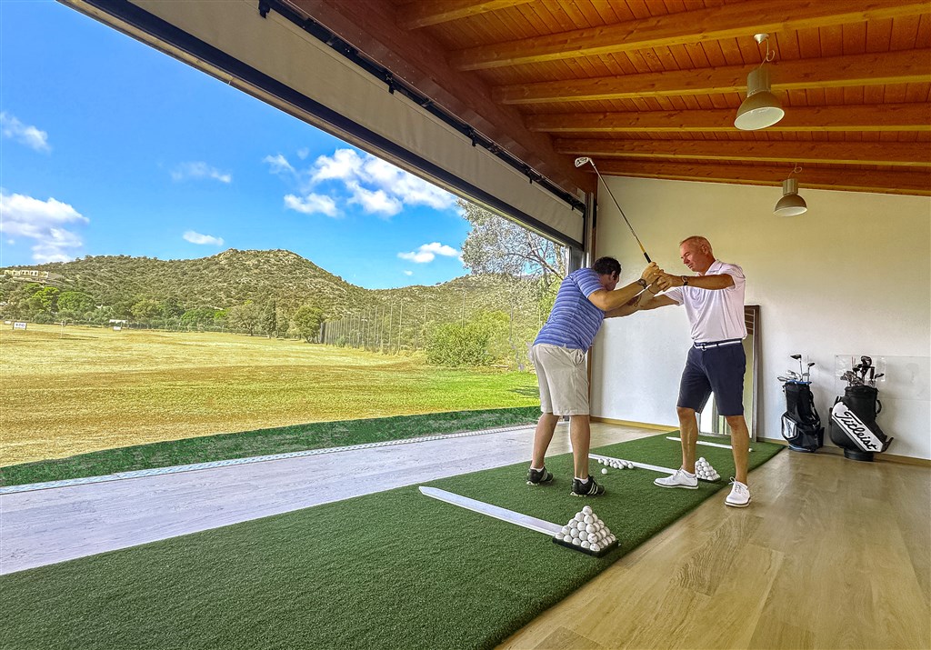 Golf - tréninkové prostory, Santa Margherita di Pula, Sardinie