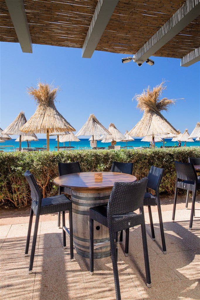 Beach bar & restaurant, Villasimius, Sardinie