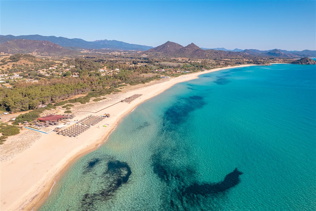 Pláž Cala Sinzias, Castiadas, Sardinie