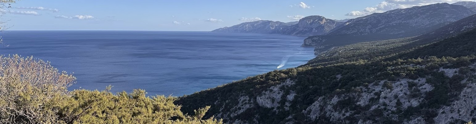 Za enogastronomií a řemeslnými výrobky do Dorgali z Cala Gonone