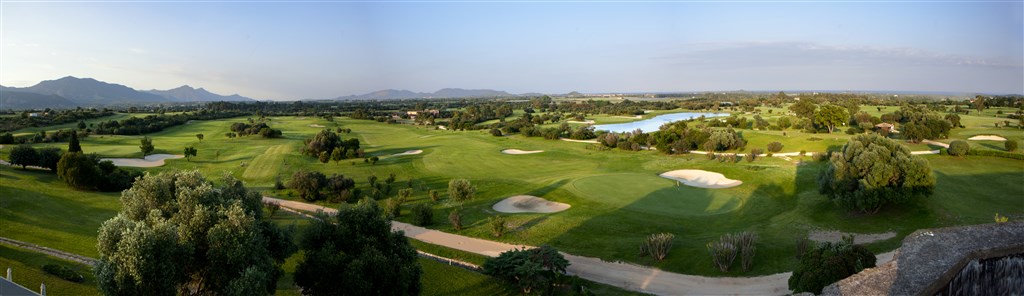 Golf, Santa Margherita di Pula, Sardinie