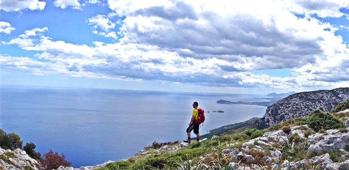 Pilates a trekking po východním pobřeží s Katkou - Trekking po východním pobřeží, Santa Maria Navarrese, Sardinie