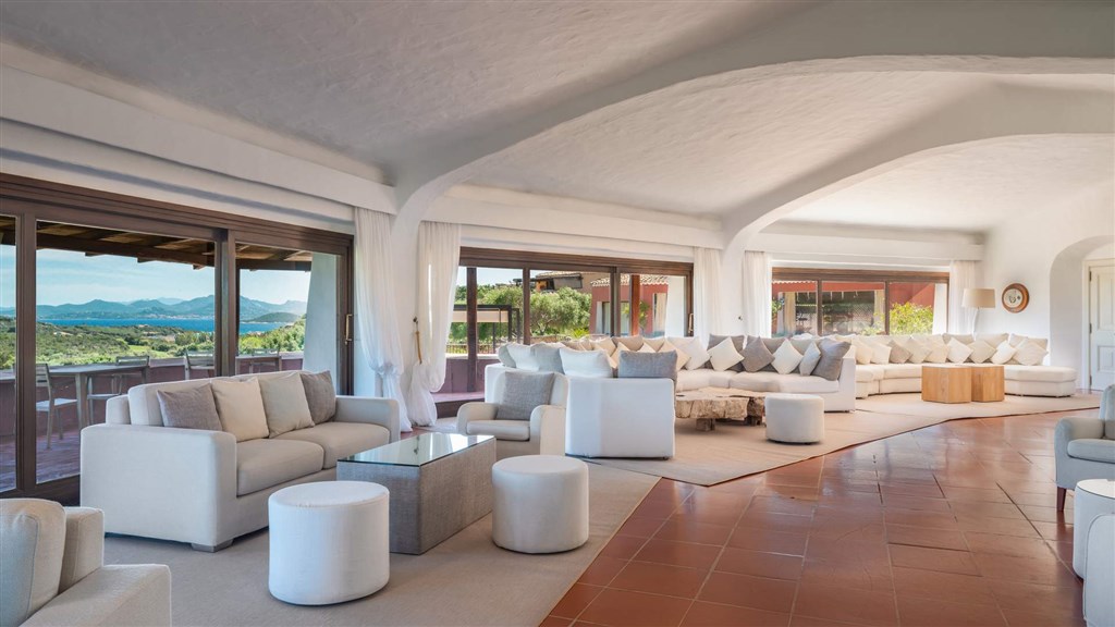 Club House - Pevero Golf Club, Porto Cervo, Sardinie