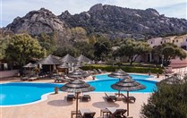 Jógový retreat na Sardinii: Probuzení těla i duše - COSTA SMERALDA - Baja Sardinia