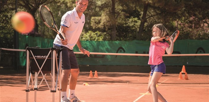 Dětská tenisová akademie (5-10 let) - Hvězdná škola HEAD - Forte Village Resort - tennis+academy_+junior1