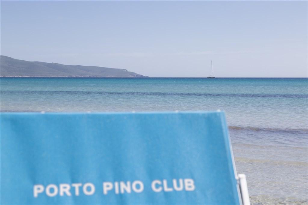 Hotelová pláž, Porto Pino, Sardinie