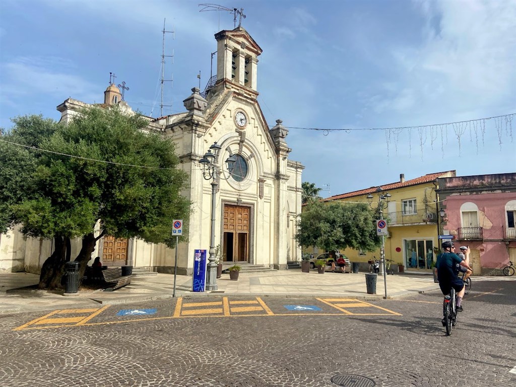 Cyklistický kemp Sardinie – Trénink v srdci Středomoří