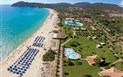 Garden Beach - Celkový pohled na pláž a resort, Castiadas, Sardinie