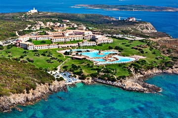 Celkový pohled na resort, Porto Cervo, Costa Smeralda, Sardinie